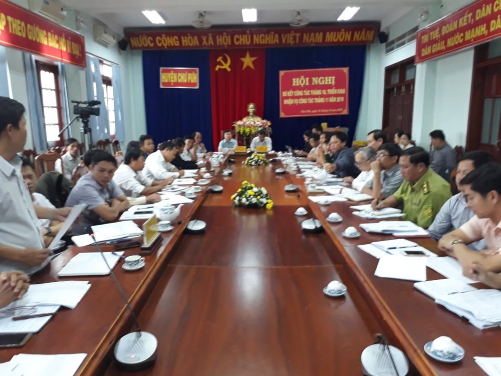 Huyện Chư Pưh tổ chức Hội nghị sơ kết công tác tháng 10 và triển khai nhiệm vụ công tác tháng 11 năm 2019