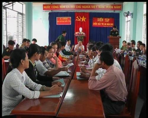 Huyện Chư Pưh: Tổ chức diễn tập chiến đấu trị an năm 2013 tại xã Ia Dreng 