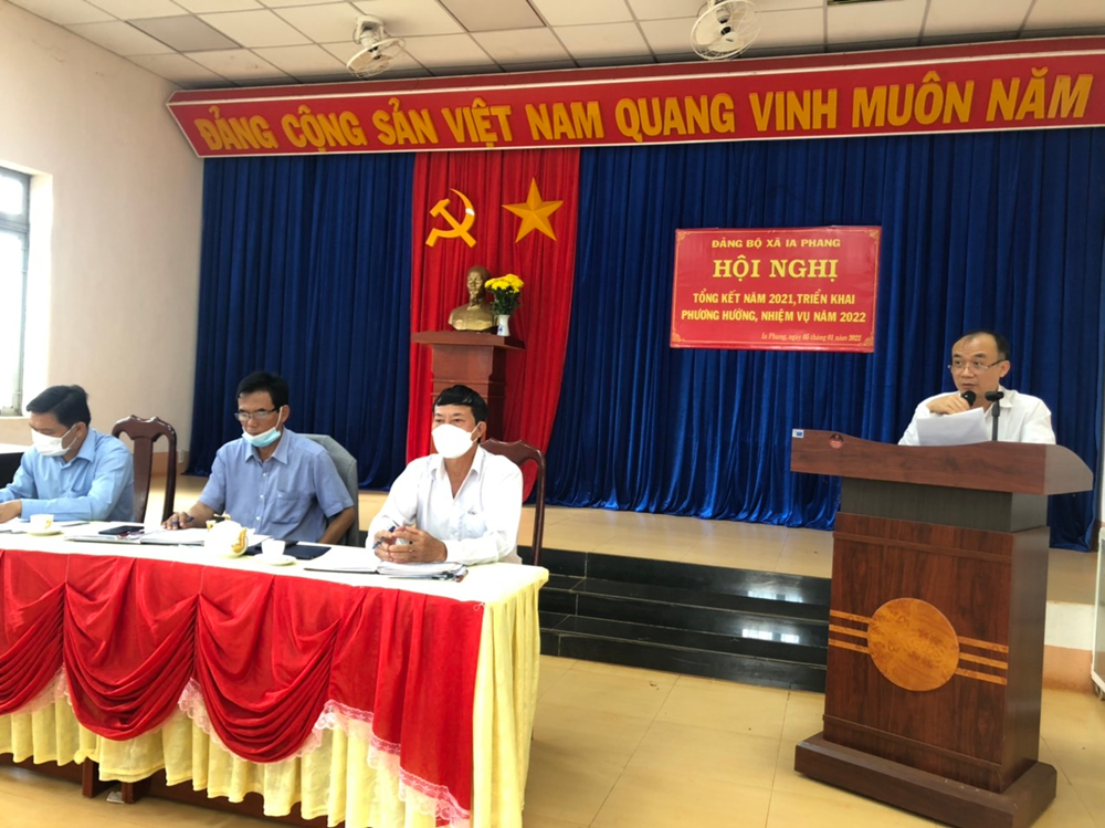 Bí thư Huyện ủy dự Hội nghị Ban chấp hành Đảng bộ xã Ia Phang