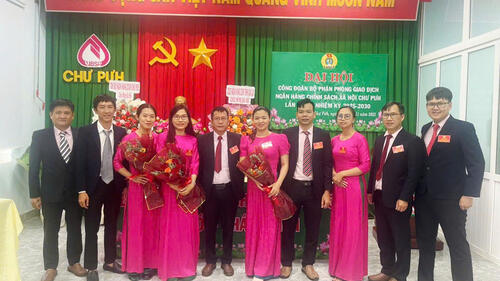 NHCSXH Chư Pưh: Đại hội Công đoàn bộ phận Phòng giao dịch NHCSXH Chư Pưh, nhiệm kì 2025 -2030.