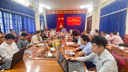 Xã Chư Pưh: Dự hội nghị trực tuyến thông báo nhanh kết quả Hội nghị lần thứ 14 Ban Chấp hành Trung ương Đảng khóa XIII