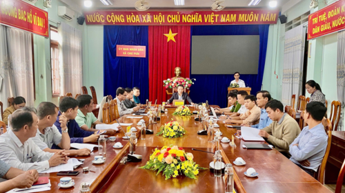 Xã Chư Pưh: Hội nghị sơ kết tình hình thực hiện nhiệm vụ phát triển kinh tế-xã hội, đảm bảo an ninh-quốc phòng tháng 11 và triển khai nhiệm vụ tháng 12 năm 2025.