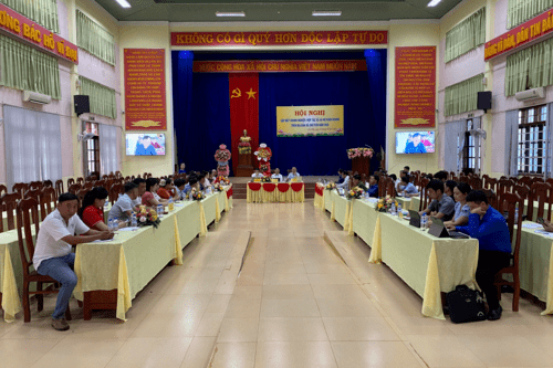 Hội nghị gặp mặt doanh nghiệp, hợp tác xã, hộ kinh doanh trên địa bàn xã Chư Pưh năm 2025.