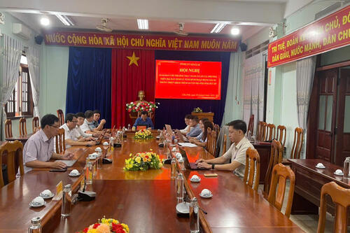 Đảng ủy xã Chư Pưh: Dự hội nghị giao ban trực tuyến với Thường trực Đảng ủy 135 xã, phường trên địa bàn tỉnh về tình hình hoạt động sau 1 tháng triển khai chính quyền địa phương 2 cấp